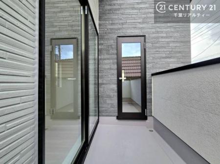 �o���R�j�[ �z������ǍD�ȃo���R�j�[�ł��I���ꂽ���ɂ͐�������n����J���I�Ȏ��Ԃ��y���߂܂��B

