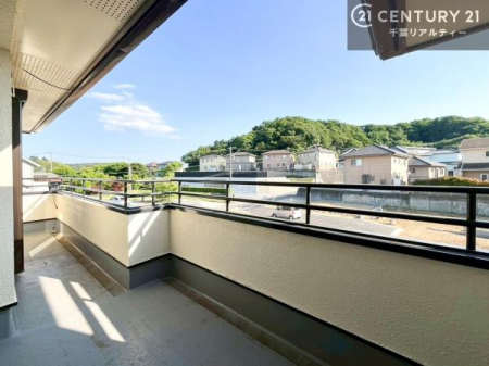 �o���R�j�[ �z������̗ǂ��o���R�j�[�ŁA�����󕨂��悭���������ł��ˁI
���V�C�̗ǂ����ɂ̓o���R�j�[�֏o�ă��t���b�V������̂��C�����悳�����ł��B