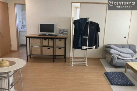 ���r���O �S�n�ǂ����r���O�͉Ƒ������R�ƏW�܂�܂��B�Ƒ��c�R�̎��Ԃ����������ł��B���Ƒ��ƁA����w�[���������Ԃ��߂��������ł��ˁB