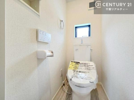 �g�C�� �������֍��ɂ��A�~��͕֍����g�����ł���̂ŗ₽���֍��ɍ��炸�ɍςފ������d�l�ł��I�V���v���ȃJ���[����Ƃ��Ă���̂ŁA������ꂪ���₷���ł��B