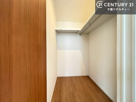 ���[ �E�H�[�N�C���N���[�[�b�g�t���ł��B��������̂��m���Ȃǂ����[���Ă��������ł��ˁI���ɂ���@�������ȂǋG�ߕ��̑傫�ȉƓd�����[�ł��܂��I