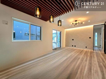 ���r���O �傫�ȑ����炽���Ղ�̗z���������閾�邢���r���O�B�J�����̂��郊�r���O�ŉƑ��c���̂��났�̎��Ԃ��߂����܂��I
