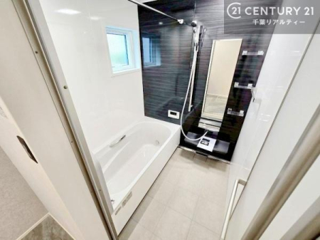 ���� 1���̔�����������Ɩ����Ă���闁���ł��B
�������̑f�G�ȃ����N�[�[�V�����ꏊ�ł��I