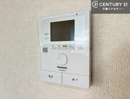 ���̑� TV���j�^�[�t�C���^�[�t�H���������B���K�҂̊���m�F���Ă���Ή��ł��邽�߁A�h�Ɩʂɂ��z�����ꂽ���S�̐ݔ��ł��B