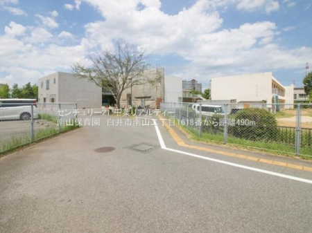���ӊ� �y�c�t���E�ۈ牀�z����s����R�ۈ牀�F1500m