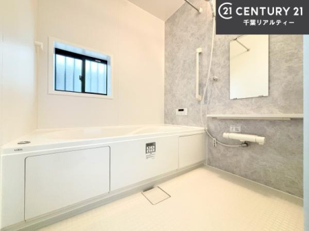 ���� 1���̔�����������Ɩ����Ă���闁���ł��B
�������̑f�G�ȃ����N�[�[�V�����ꏊ�ł��I