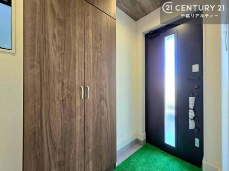 ���� ���֎��[���[�����Ă���̂ŁA���֎��肪�X�b�L���Еt�����q���ɂ��C�̒u����ɍ���܂���I