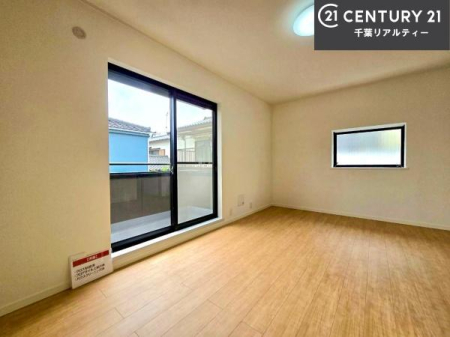 �m�� �S����6���ȏ�̍L����������Z�܂��B �Q����q�ǂ������A���ւȂǁA���ʂȗp�r�ɑΉ��ł��܂��B