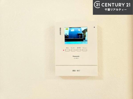 ���̑� TV���j�^�[�t�C���^�[�t�H���������B���K�҂̊���m�F���Ă���Ή��ł��邽�߁A�h�Ɩʂɂ��z�����ꂽ���S�̐ݔ��ł��B