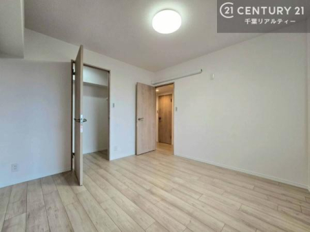 �m�� �������\�ȐV�K���t�H�[���ς݃}���V�����B�����͐V�������܂�ς��A���������ӂ����K�ȋ�ԂɎd�オ���Ă��܂��B�葱�������シ���ɐV�������n�߂���̂��傫�Ȗ��͂ł��B
