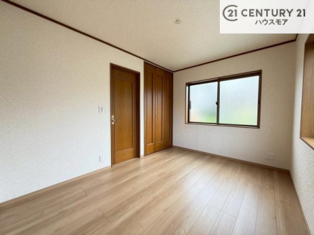 �m�� �V���v���Ƀf�U�C������Ă��邽�߁A�Ƌ��I�т܂���I
���C�ɓ���̉Ƌ��u���Ă��낰���Ԃ���邱�Ƃ��ł��܂��B
