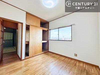 �m�� ���[�X�y�[�X�����Ă��܂��I�������X�b�L�����ڂ��鎖���ł��܂��ˁB
�Ƌ��I�΂Ȃ��V���v���ȃf�U�C���ׁ̈A�Ƌ��I�΂����C�ɓ���̋�ԍ�肪�ł������ł��ˁB