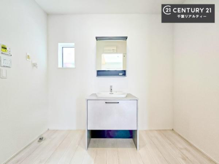 ���ʑ�E���ʏ� �I�[�v���^�C�v�̐��ʑ�́A�������ōa���Ȃ�������ꂪ���₷�����͓I�Ȑ��ʑ�ł��I�����̐g�x�x�����K�I
