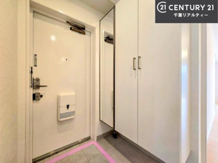 ���� �~���[�t���V���[�Y�{�b�N�X�t���Ȃ̂ŁA���ւ��Еt�����|�������₷���ł��I
�X�b�L���������ւŌ˂��J�����u�ԁA�������̂���S�n������Ԃ��o�}���Ă���܂��B