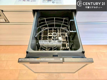 �L�b�`�� �H��@�t���̃L�b�`���ł��I�Z���������r��h�~�Ƃ��đ�ϊ��􂷂�֗��Ȏd�l�I�r���g�C���Ȃ̂ŃL�b�`���̏ꏊ����炸�����X�y�[�X���L���g�����Ƃ��o���܂��I