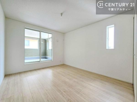 �Q�� �o���R�j�[�ɖʂ��Ă���m���ł��B���邭�����肪����A���C����������ł��܂��I���N���āA�O�ɏo�Ĕw�L�т����[�ċz�����ǂ������}������邱�Ƃ��ł��܂��B