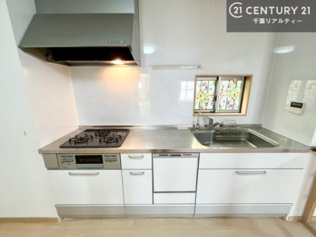�L�b�`�� ��Ƃ����₷���V�X�e���L�b�`���ł��I���[����������t���Ă���̂ŁA�����X�y�[�X�ɕ���u���Ȃ��čςނ̂ŁA�L�X�g���āA���K�ɍ�Ƃ��ł��܂��I
