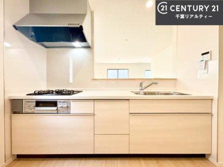 �L�b�`�� ���[�X�y�[�X���L�x�ŁA�����X�y�[�X���X�b�L���ƕЕt���Ђ�`�����p�ł��܂��I
���K�ɍ�Ƃ��ł��܂��I�����̗���������܂��I