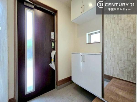 ���� �~���[�t���V���[�Y�{�b�N�X�t���Ȃ̂ŁA���ւ��Еt�����|�������₷���ł��I
�X�b�L���������ւŌ˂��J�����u�ԁA�������̂���S�n������Ԃ��o�}���Ă���܂��B