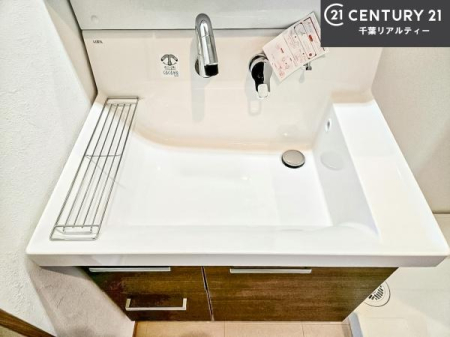 ���ʑ�E���ʏ� �[�����ʑ�{�E���́A�������˂ɂ����̂ł�����ꂪ�y�X�I���������ۂĂ܂��I
�L���C�Ȑ��ʏ��Ŏ��������̃��`�x�[�V�������オ��܂��ˁI