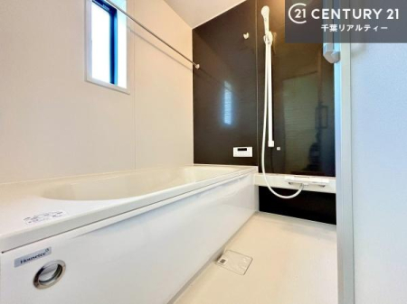 ���� �������������l�̕��͋C�̃o�X���[���́A�����o�Ă��ăo�X�^�C�����[���I
���d���撣���Ă��邲�J���ɂ��D�݂̍���̓����܂����āA�y����ł݂Ă͂������ł��傤���H