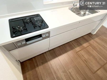 �L�b�`�� �y���d�l�ʐ^�z��Ƃ����₷���V�X�e���L�b�`���ł��I���[���t���Ă���̂ŁA�����X�y�[�X�ɕ���u���Ȃ��čς݂܂��I�L�X�g���āA���K�ɍ�Ƃ��ł��܂��I