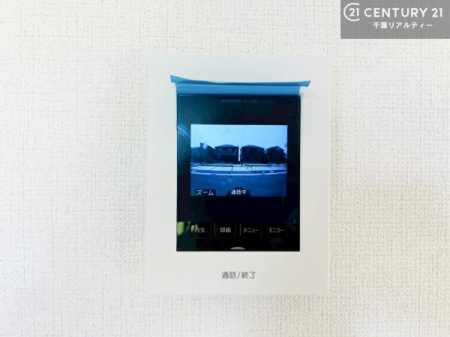 ���̑� TV���j�^�[�t�C���^�[�t�H���������B���K�҂̊���m�F���Ă���Ή��ł��邽�߁A�h�Ɩʂɂ��z�����ꂽ���S�̐ݔ��ł��B