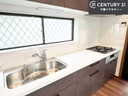 �L�b�`�� ���[�X�y�[�X���L�x�ŁA�����X�y�[�X���X�b�L���ƕЕt���Ђ�`�����p�ł��܂��I
���K�ɍ�Ƃ��ł��A�Ǝ��̌����A�b�v�I�����̗���������܂��I