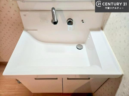���ʑ�E���ʏ� �[�����ʑ�{�E���́A�������˂ɂ����̂ł�����ꂪ�y�X�I���������ۂĂ܂��I
�L���C�Ȑ��ʏ��Ŏ��������̃��`�x�[�V�������オ��܂��ˁI
