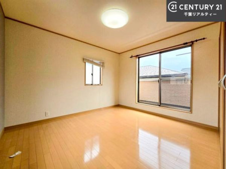 �m�� �o���R�j�[�ɖʂ��Ă���m���ł��B���邭�����肪����A���C����������ł��܂��I���N���āA�O�ɏo�Ĕw�L�т����[�ċz�����ǂ������}������邱�Ƃ��ł��܂��B