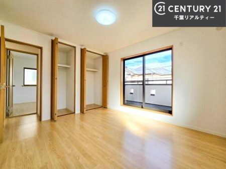 �m�� �V���v���Ƀf�U�C������Ă��邽�߁A�Ƌ��I�т܂���I
���C�ɓ���̉Ƌ��u���Ă��낰���Ԃ���邱�Ƃ��ł��܂��B
