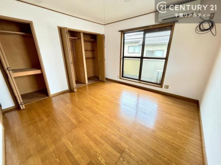 �Q�� �o���R�j�[�ɖʂ����m���́A�����Ղ�̗z�����������ޖ��邢��ԁB����̔����������Ɩ�����Q���Ƃ��Ă������߂ł��B���͐S�n�悢���ɕ�܂�Ȃ���C�����悭�ڊo�߂��܂��B
