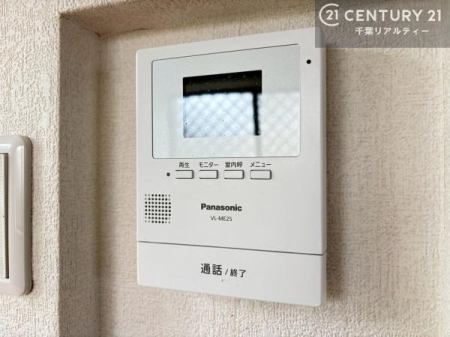 ���̑� TV���j�^�[�t�C���^�[�t�H���������B���K�҂̊���m�F���Ă���Ή��ł��邽�߁A�h�Ɩʂɂ��z�����ꂽ���S�̐ݔ��ł��B