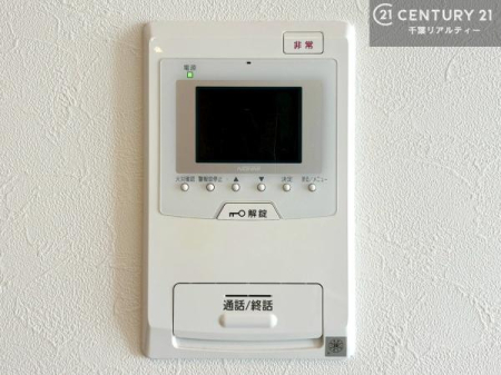 ���̑� TV���j�^�[�t�C���^�[�t�H���������B���K�҂̊���m�F���Ă���Ή��ł��邽�߁A�h�Ɩʂɂ��z�����ꂽ���S�̐ݔ��ł��B