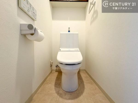 �g�C�� �������֍��ɂ��A�~��͕֍����g�����ł���̂ŗ₽���֍��ɍ��炸�ɍςފ������d�l�ł��I�V���v���ȃJ���[����Ƃ��Ă���̂ŁA������ꂪ���₷���ł��B
