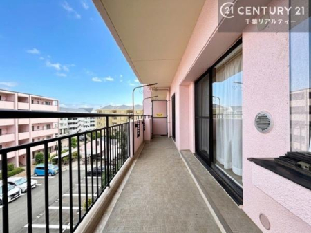 �o���R�j�[ �z������ǍD�ȃo���R�j�[�ł��I���ꂽ���ɂ͐�������n����J���I�Ȏ��Ԃ��y���߂܂��B
