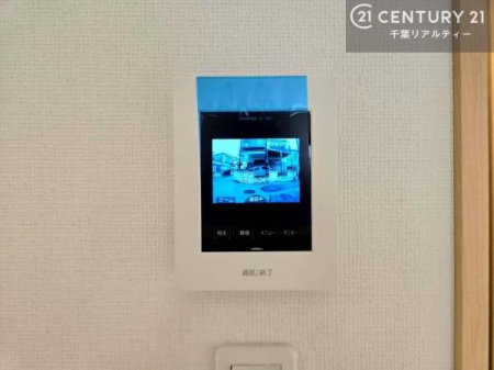 ���̑� TV���j�^�[�t�C���^�[�t�H���������B���K�҂̊���m�F���Ă���Ή��ł��邽�߁A�h�Ɩʂɂ��z�����ꂽ���S�̐ݔ��ł��B