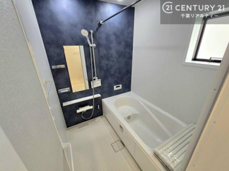 ���� �L�X�o�X�ň���̔������t���b�V���B�����L�΂���̂ŁA�����ɂ��������ƐZ����܂��ˁI�����̃o�X�^�C�����y���݂ɂȂ�܂��B