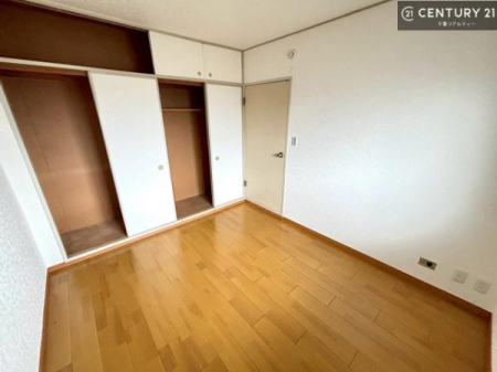 �m�� ���[�X�y�[�X�����Ă��܂��I�������X�b�L�����ڂ��鎖���ł��܂��ˁB
�Ƌ��I�΂Ȃ��V���v���ȃf�U�C���ׁ̈A�Ƌ��I�΂����C�ɓ���̋�ԍ�肪�ł������ł��ˁB