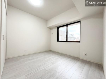 �q������ �V���v���Ƀf�U�C������Ă��邽�߁A�Ƌ��I�т܂���I
���C�ɓ���̉Ƌ��u���Ă��낰���Ԃ���邱�Ƃ��ł��܂��B