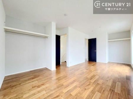 �q������ ���[�X�y�[�X�����Ă��܂��I�������X�b�L�����ڂ��鎖���ł��܂��ˁB
�Ƌ��I�΂Ȃ��V���v���ȃf�U�C���ׁ̈A�Ƌ��I�΂����C�ɓ���̋�ԍ�肪�ł������ł��ˁB