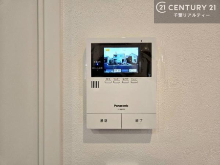 ���̑� TV���j�^�[�t�C���^�[�t�H���������B���K�҂̊���m�F���Ă���Ή��ł��邽�߁A�h�Ɩʂɂ��z�����ꂽ���S�̐ݔ��ł��B
