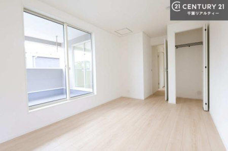 �m�� �o���R�j�[�ɖʂ��Ă���m���ł��B���邭�����肪����A���C����������ł��܂��I���N���āA�O�ɏo�Ĕw�L�т����[�ċz�����ǂ������}������邱�Ƃ��ł��܂��B