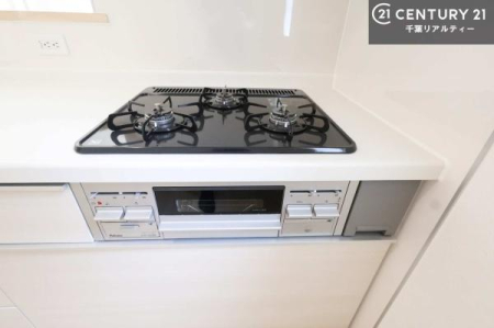 �L�b�`�� �R�����͎O������̂ł������̓����i�s���ł��܂��B
�������O�����t���ł��B�����X�y�[�X���L�X���Ă���׍�Ƃ����₷���I�g�����肪�ǂ��V�X�e���L�b�`���ł��I
