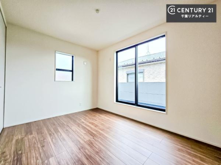 �Q�� �o���R�j�[�ɖʂ��Ă���m���ł��B���邭�����肪����A���C����������ł��܂��I���N���āA�O�ɏo�Ĕw�L�т����[�ċz�����ǂ������}������邱�Ƃ��ł��܂��B
