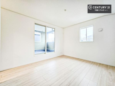 �Q�� �o���R�j�[�ɖʂ��Ă���m���ł��B���邭�����肪����A���C����������ł��܂��I���N���āA�O�ɏo�Ĕw�L�т����[�ċz�����ǂ������}������邱�Ƃ��ł��܂��B