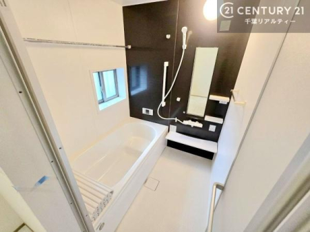 ���� 1���̔�����������Ɩ����Ă���闁���ł��B
�������̑f�G�ȃ����N�[�[�V�����ꏊ�ł��I