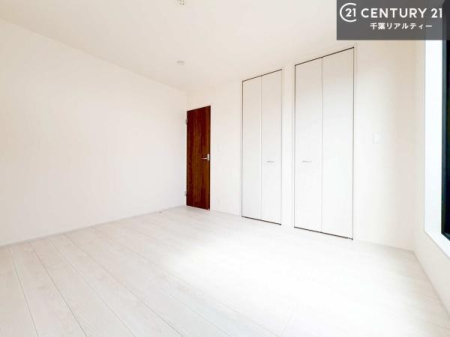 �Q�� ���[�͂̂���m���ł��B����������������L�X�Ǝg���ċC�������ǂ��ł��I
�L���C�Ȗ��邢�������ŉ߂����̂́A�X�ɂ̂�т�������ł��܂��ˁI