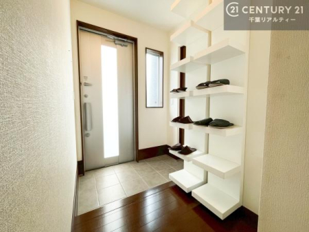 ���� ���ċA���Ă��Ă��A�������܁I�����������Ȃ�A�D�����}������Ă�����ԂɂȂ��Ă��܂��B
���邭��������錺�ւł��I