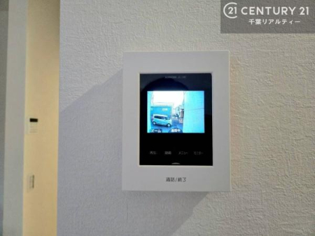 ���̑� TV���j�^�[�t�C���^�[�t�H���������B���K�҂̊���m�F���Ă���Ή��ł��邽�߁A�h�Ɩʂɂ��z�����ꂽ���S�̐ݔ��ł��B